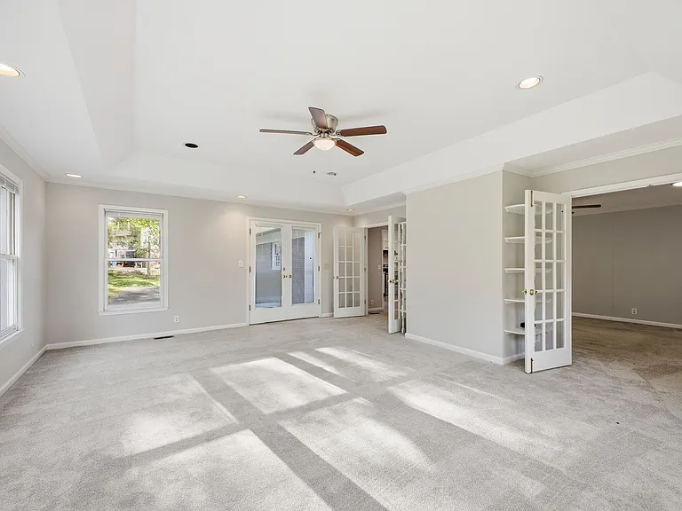 6406 Fischer Ct — Photo 10