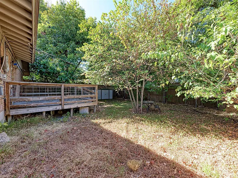 1805 Mohle Dr #B — Photo 18