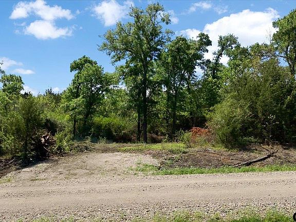 4th image of County Road 4511