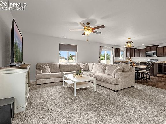 3rd image of 11081 Buckhead Pl