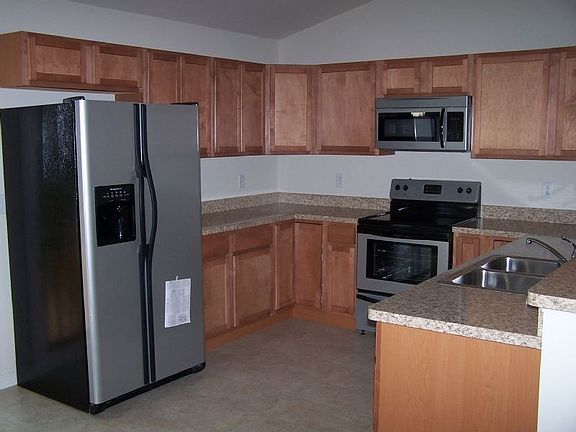5th image of 10377 Johnson Dr