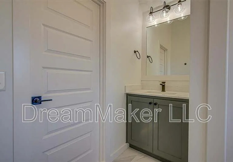 203 Hope Ave — Photo 20