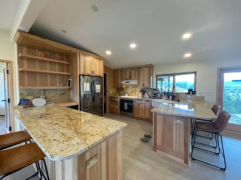 2103 Little Applegate Rd — Photo 37