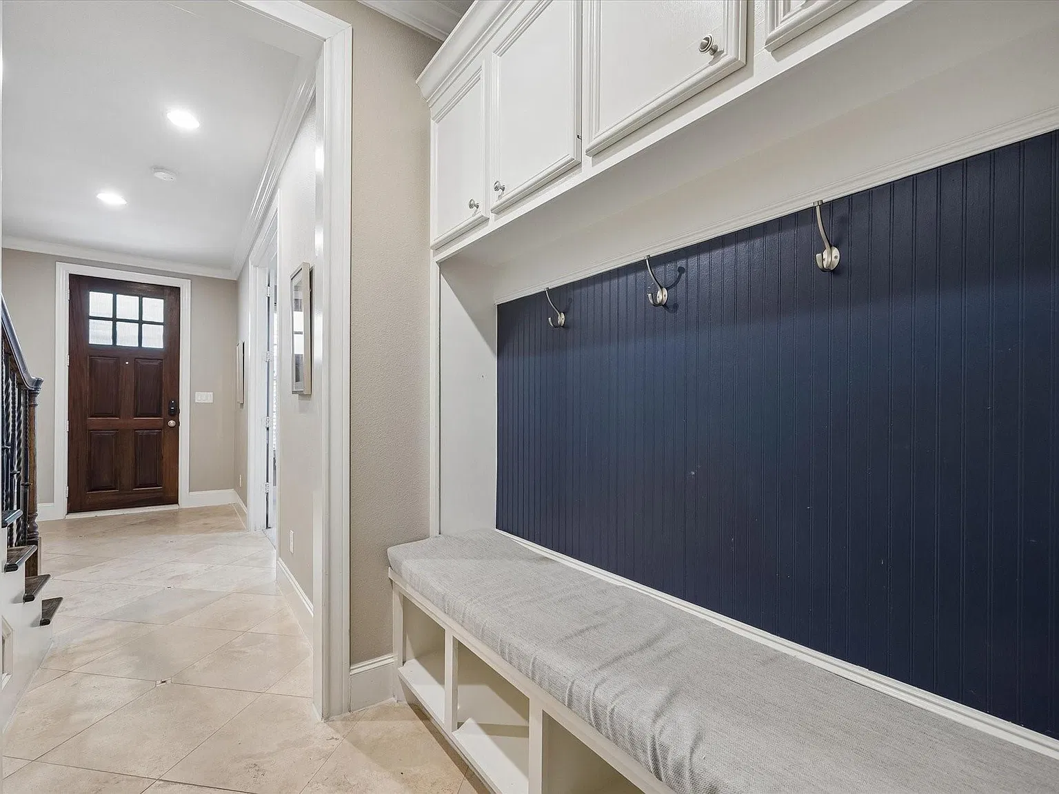 3 bed, 3.5 bath, 2300 sqft, $2,950 — Photo 4
