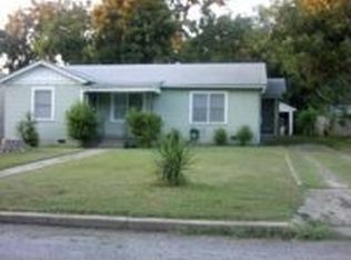 915 Vanderbilt St, San Antonio, TX 78210