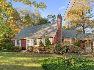 11 Lockwood Rd, South Salem, NY 10590