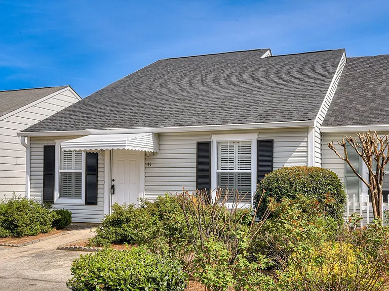 41 Innisbrook Dr #1 — Photo 12