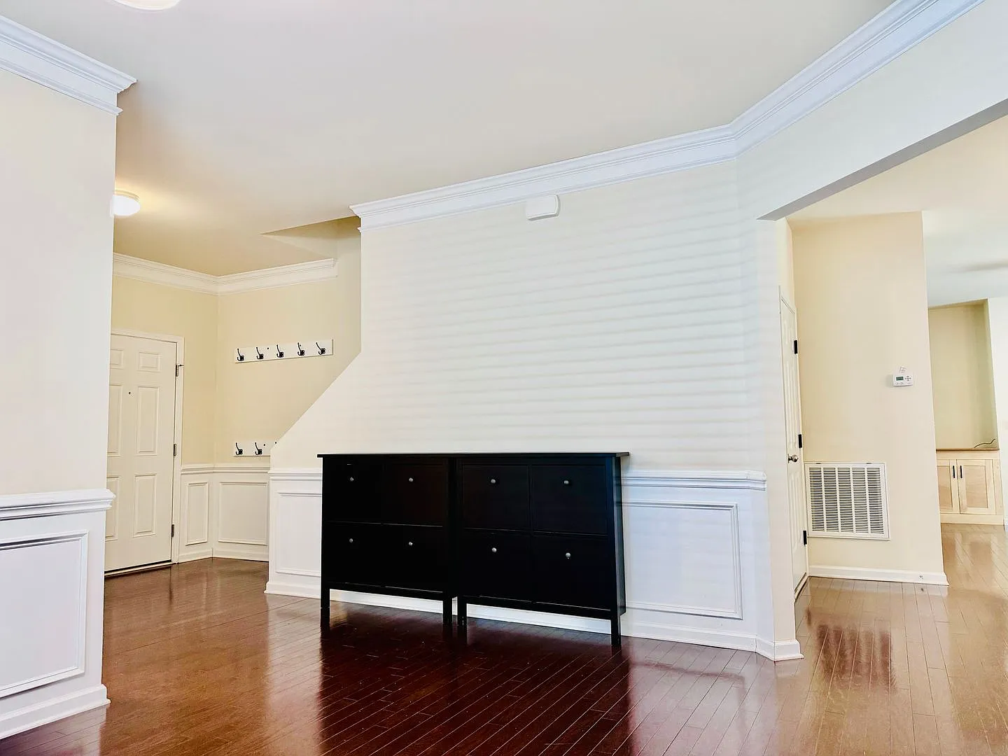 Beautiful Five Bedroom Home In Mebane — Photo 3
