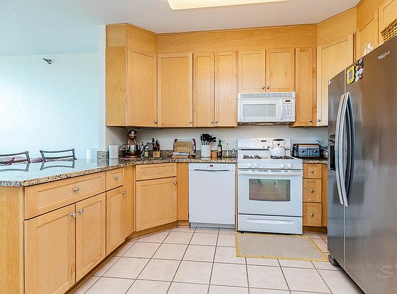 2nd image of 33 W Ontario St APT 37G