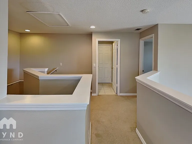 1460 Travertine Ter — Photo 9