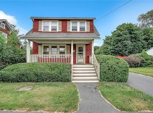 10 White St, Port Jervis, NY 12771