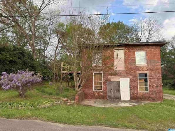 310 Brake St, Warrior, AL 35180