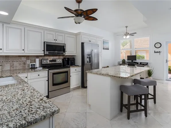 6760 Beach Resort DR #5, NAPLES, FL 34114