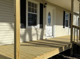 3231 E Stinson Rd, Lafayette, TN 37083