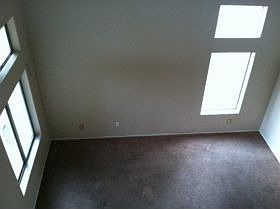 4th image of 216 W Brangus Way