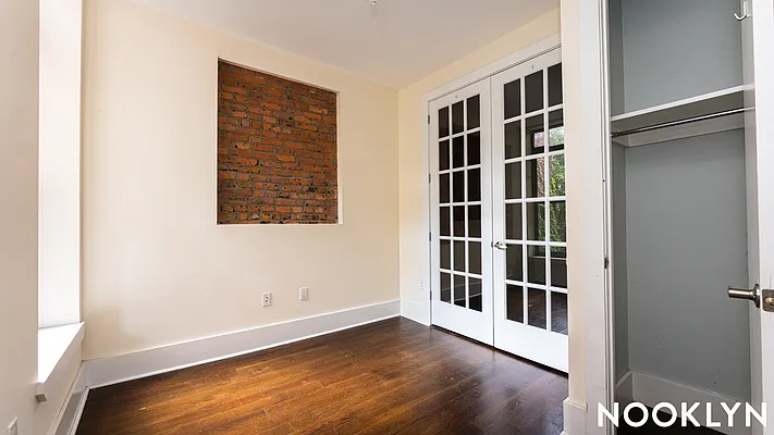 Rented by Nooklyn NYC LLC | media 30