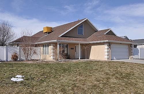 1st image of 11638 S Country Brook Ct