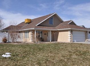 11638 S Country Brook Ct, South Jordan, UT 84095