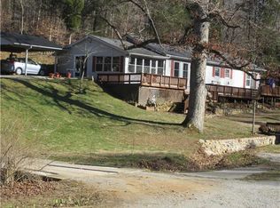 2434 Greenbrier Rd, Waverly, TN 37185