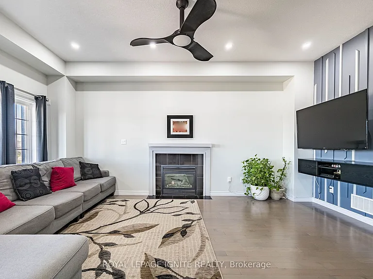 18 Monkton Cir — Photo 13
