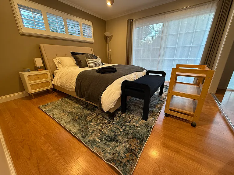 1252 Hanchett Ave — Photo 6