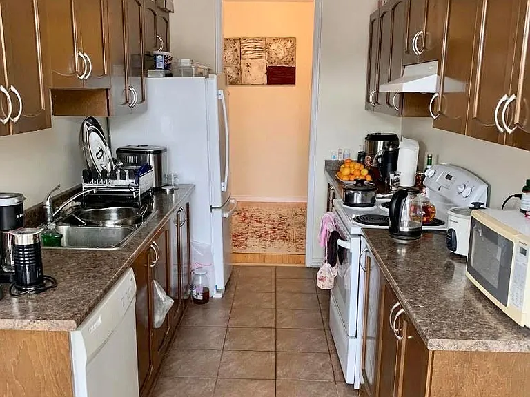 54 Walter Sinclair Ct — Photo 2