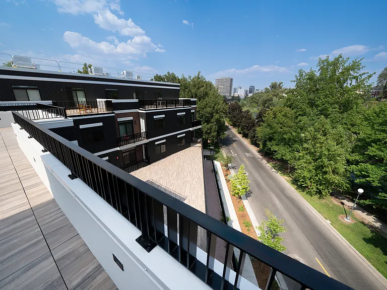 700 Riverside Drive - Passage Reno — Photo 10