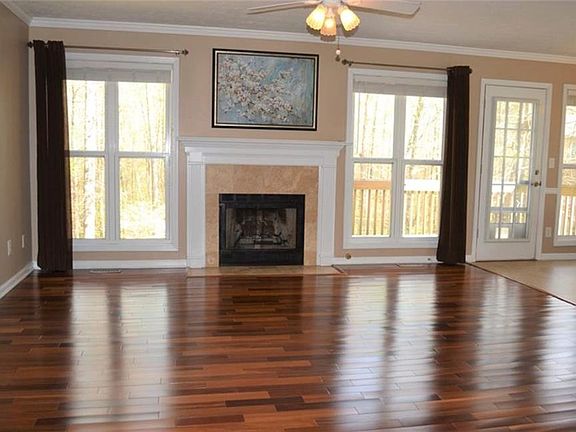 2nd image of 2121 Little River Dr