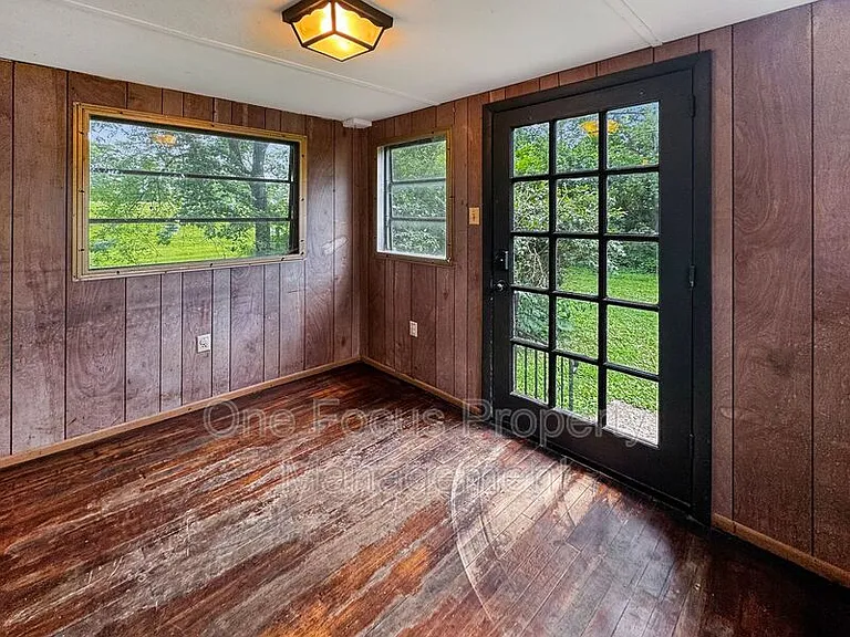 515 E 2nd Ave #3 — Photo 9