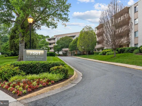 7501 Democracy Blvd APT B123, Bethesda, MD 20817