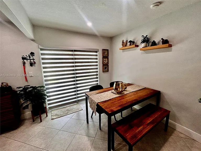 19302 NW 47th Pl — Photo 17