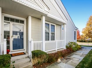 4 Reunion Rd, Port Chester, NY 10573