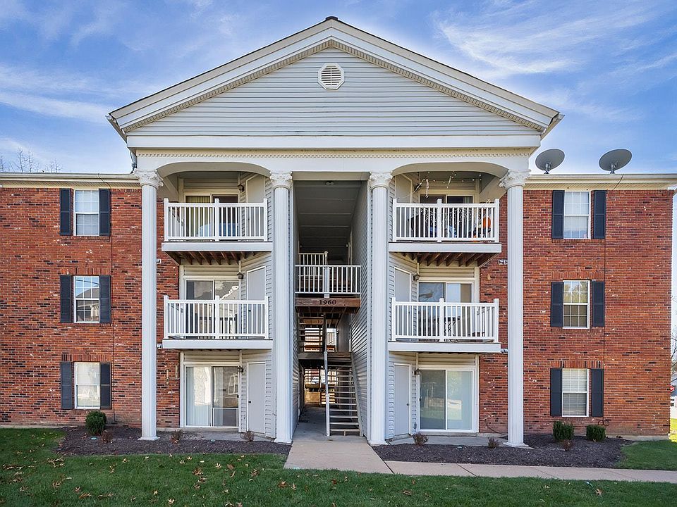 1st image of 1960 Marine Terrace Dr APT F