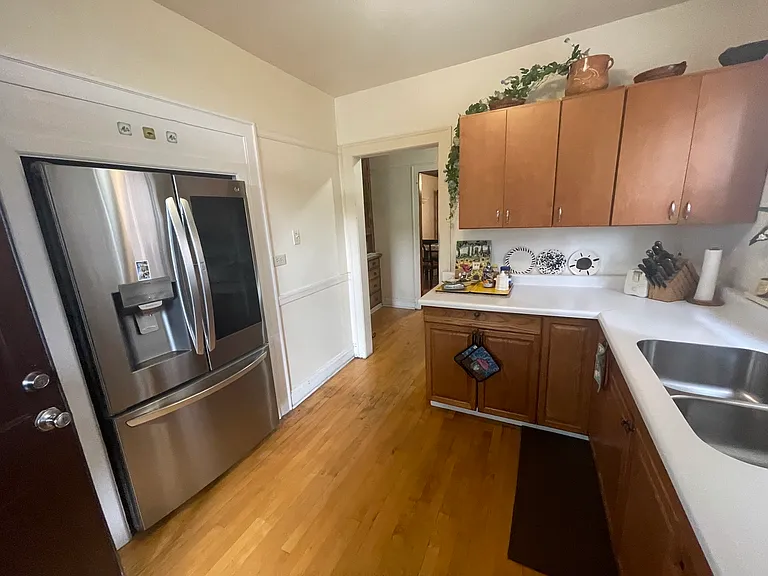 6428 S Langley Ave #4 — Photo 8