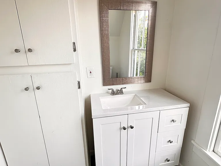 450 Randolph St #4 — Photo 3