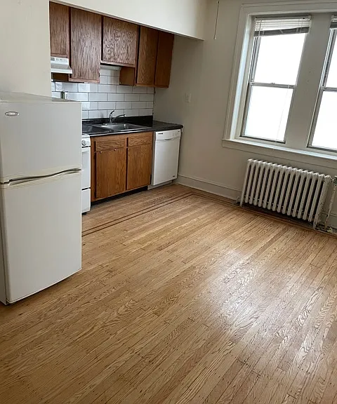 1307-13 Spruce St #3F — Photo 9