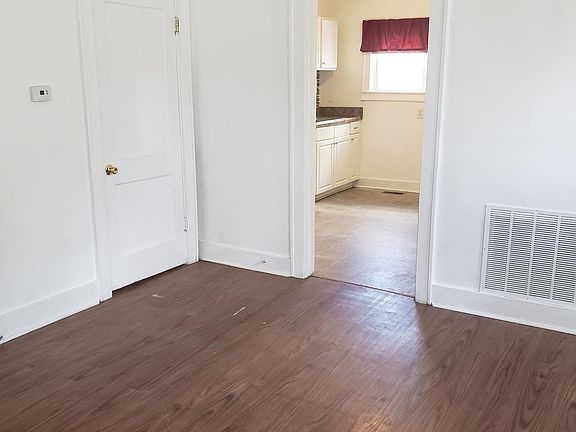 4th image of 1707 Church Ave SE