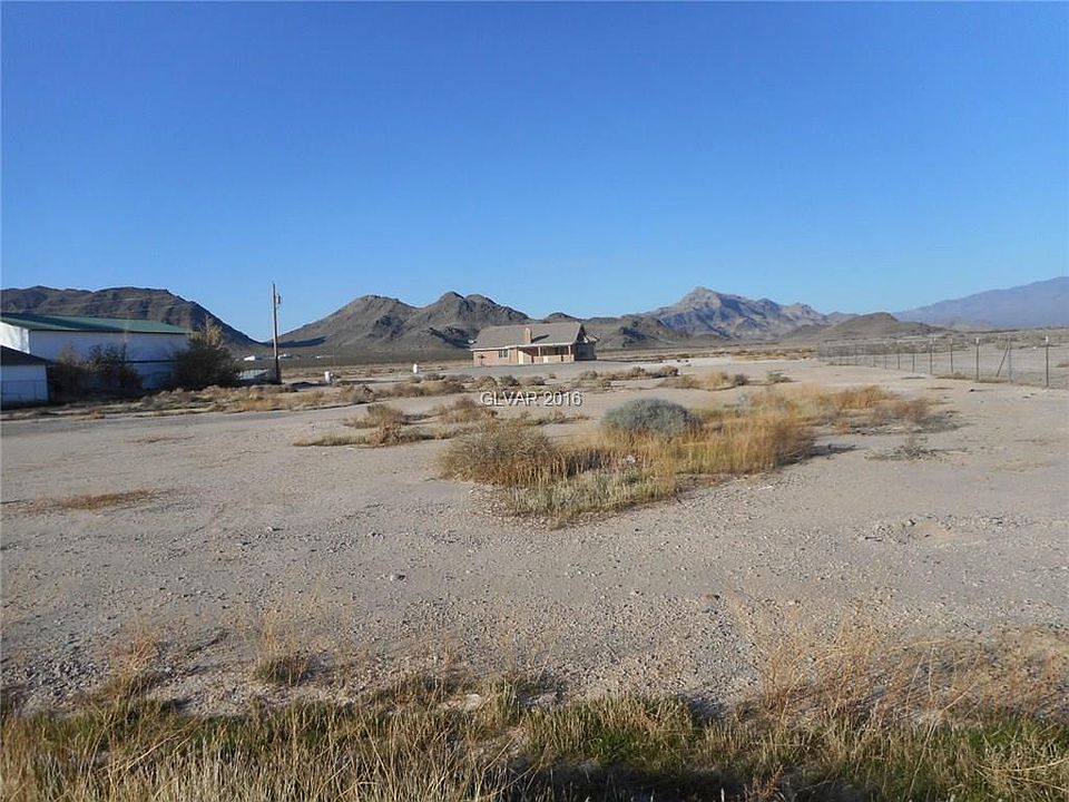 2nd image of 4430 Grubstake Ln