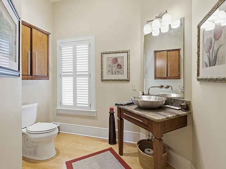 1046 Hollis Rd — Photo 34