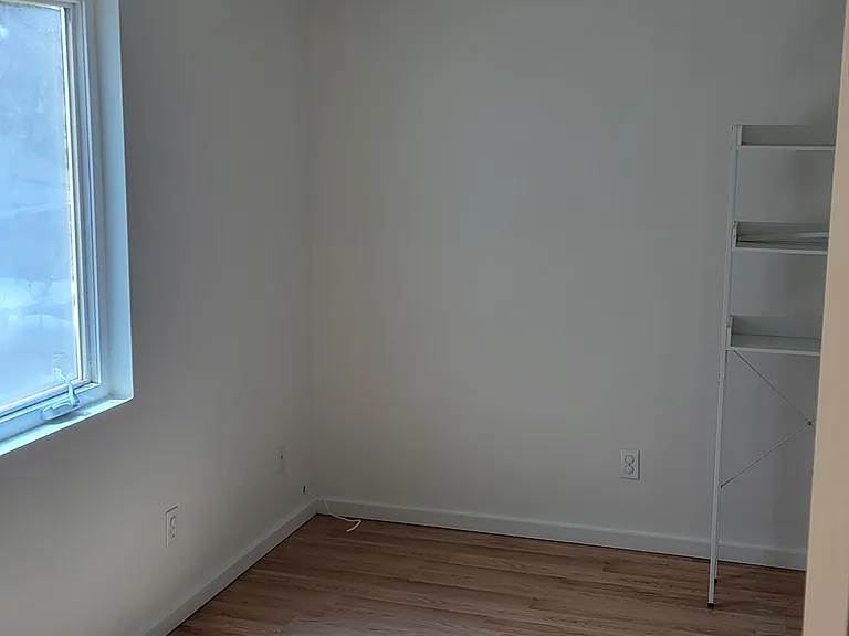 155 N C St #1/2 — Photo 7