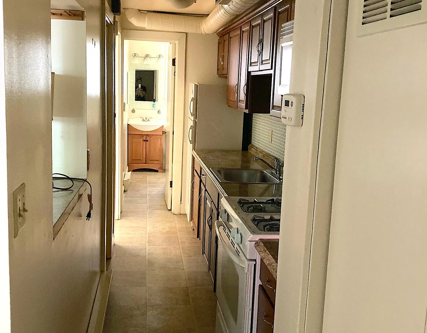 1 bed, 650 sqft, $1,100 — Photo 4