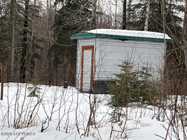 24018 W Wade Dr, Willow, AK 99688