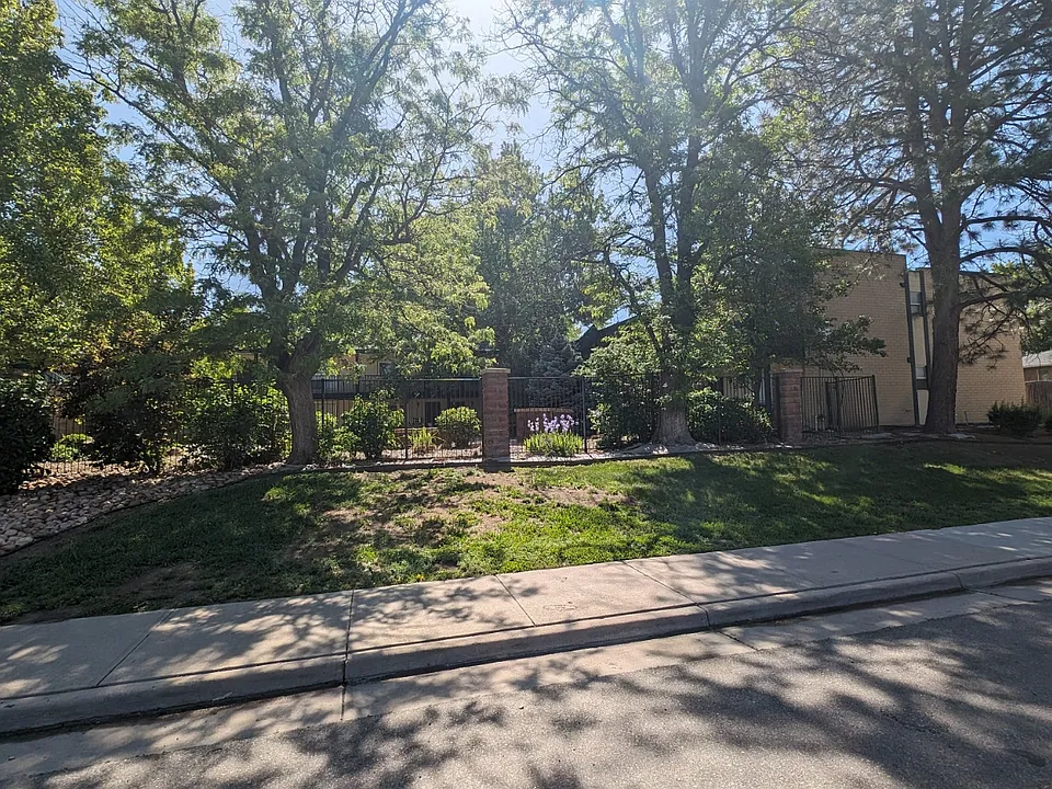 Autumn Ridge Apartments