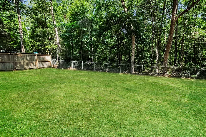 401 Parlock Rd — Photo 11