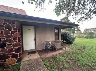 126 Conference Dr APT 207, Bastrop, TX 78602
