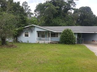 1002 Lakeview Rd, Ozark, AL 36360
