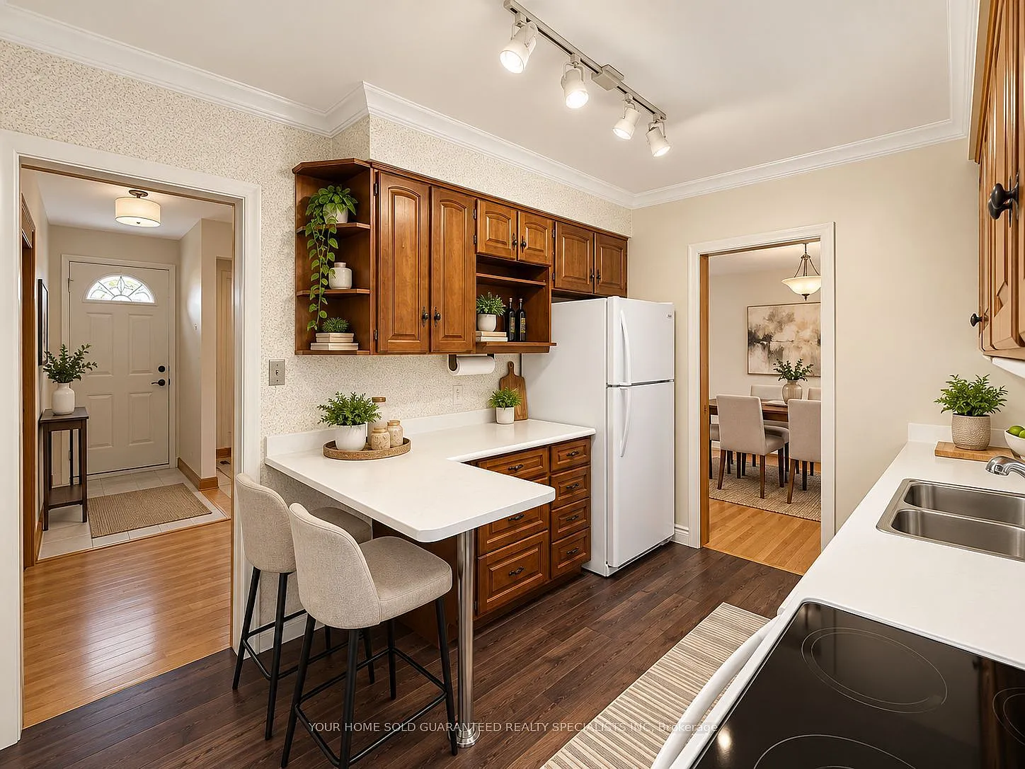 3 bed, $2,250 — Photo 2