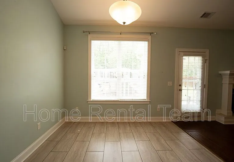 117 Laguna Way — Photo 16