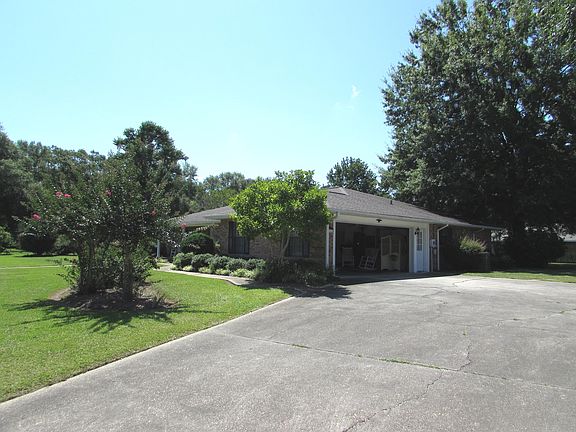 4th image of 1116 Juniper Dr