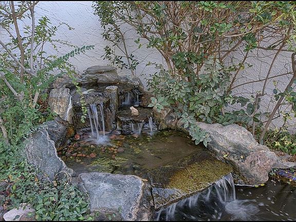 4th image of 420 Golden Springs Dr